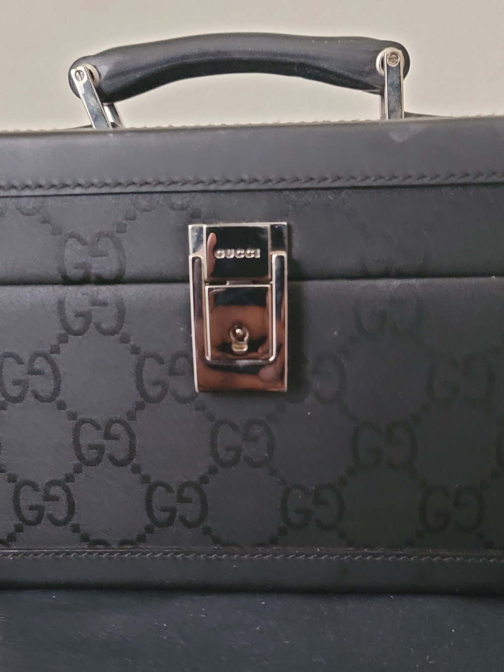Gucci Authentic Vintage Monogram Hard Vanity Case